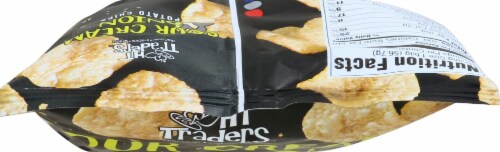 Harris Teeter Traders™ Sour Cream & Onion Potato Chips Perspective: top