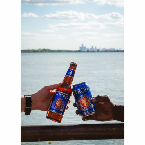 Stroh's® Light Lager Beer Perspective: top