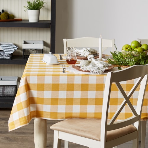 Design Imports CAMZ12413 60 x 84 in. Honey Gold Buffalo Check Tablecloth Perspective: top