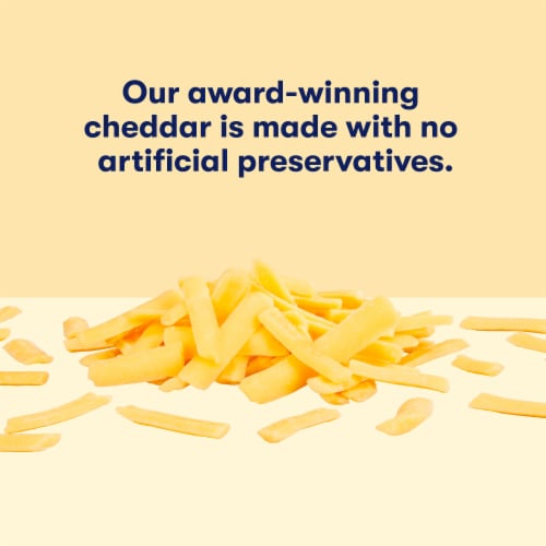 Tillamook Farmstyle Medium Cheddar Shredded Cheese Perspective: top