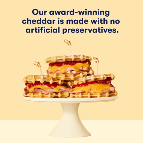 Tillamook Farmstyle Sharp Cheddar Cheese Slices Perspective: top