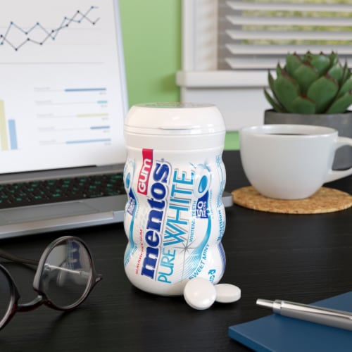 Mentos Pure White Sugar Free Sweet Mint Flavored Chewing Gum Perspective: top