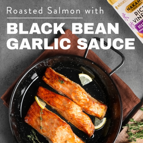 Nakano® Roasted Garlic Rice Vinegar Perspective: top
