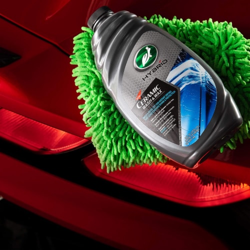 Turtle Wax Hybrid Solutions Ceramic Wash & Wax Perspective: top