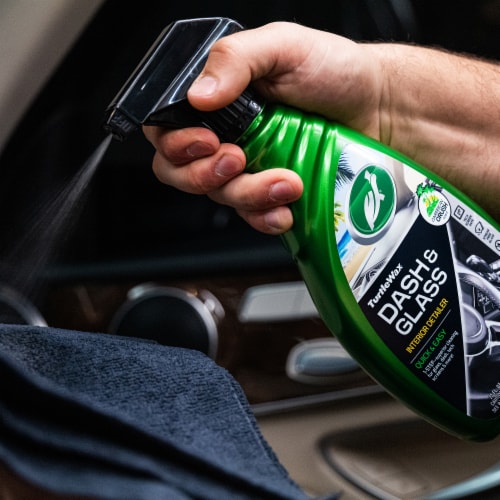 Turtle Wax® Dash & Glass Interior Detailer Perspective: top