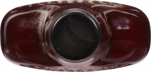 Maple Grove Farms® 100% Pure Maple Syrup Perspective: top