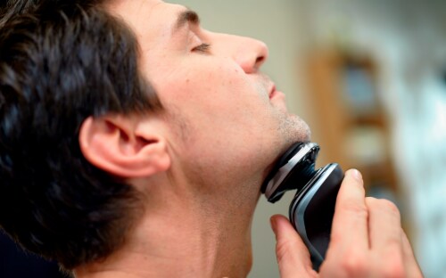 Philips Norelco Replacement Shaving Heads For Series 5000 Shaver Perspective: top