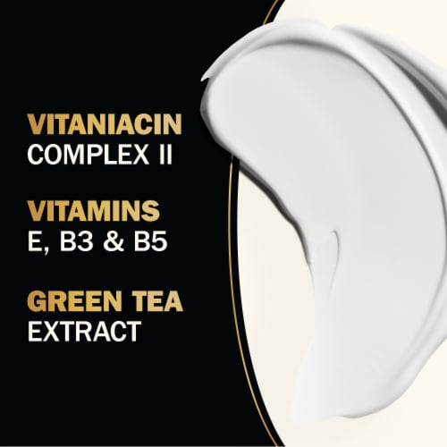 Olay Total Effects Facial Moisturizer 7-in-1 Cream SPF 30 Perspective: top