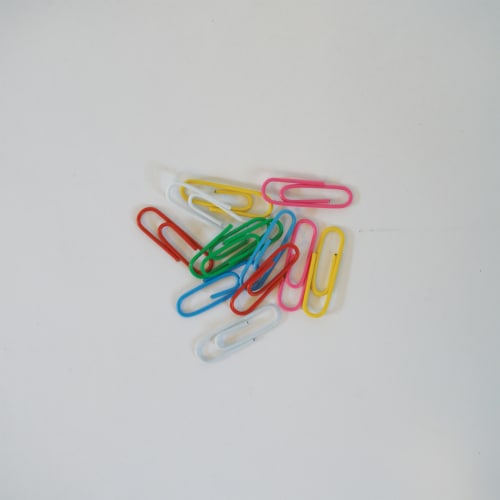 Top Flight Small Asst Colors Paper Clips Perspective: top