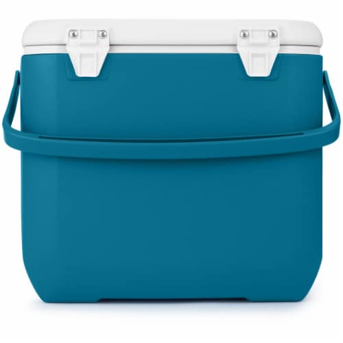 Coleman® Chiller 30 Qt. Portable Cooler Perspective: top