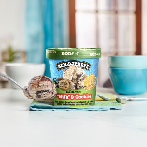 Ben & Jerry's Non-Dairy "Milk" & Cookies Frozen Dessert Perspective: top