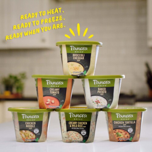 Panera Bread Ready-to-Heat Gluten Free Creamy Chicken & Wild Rice Soup Cup Perspective: top