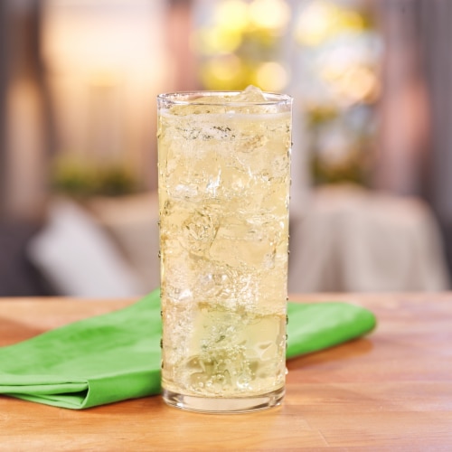 Canada Dry® Ginger Ale and Lemonade Soda Bottle Perspective: top