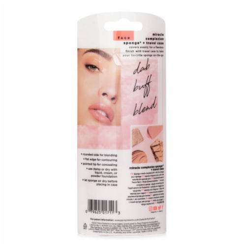 Real Techniques® Base Miracle Complexion Sponges with Case Perspective: top