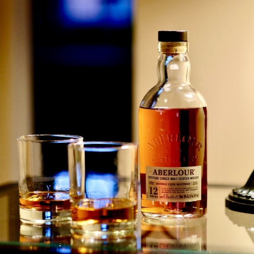 Aberlour Aged 12 Years Double Cask Matured Single Malt Scotch Whisky Perspective: top