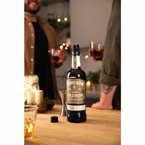 Jameson Cold Brew Coffee Irish Whisky Perspective: top