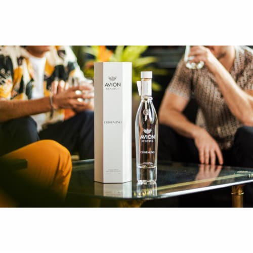 Avion Tequila Reserva Cristalino Perspective: top