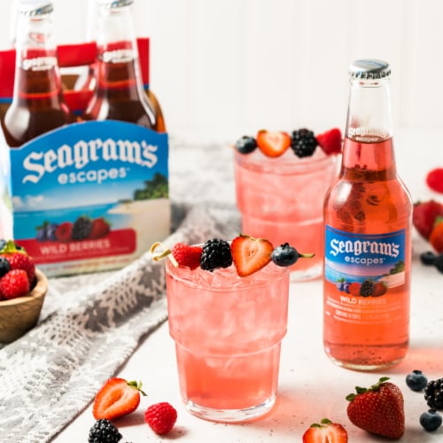 Seagram's Escapes Wild Berries Cooler Perspective: top