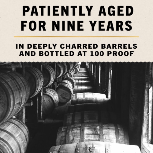 Knob Creek Kentucky Straight Bourbon Whiskey Perspective: top