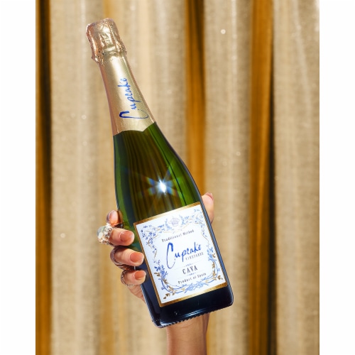 Cupcake Vineyards Extra Dry Cava Spain Sparkling Wine Perspective: top