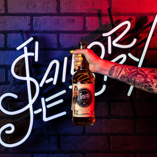 Sailor Jerry Spiced Rum Perspective: top