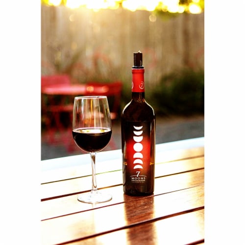 7 Moons Dark Side Red Blend Red Wine Perspective: top