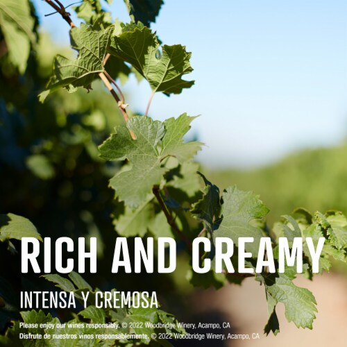 Woodbridge Buttery Chardonnay White Wine Perspective: top