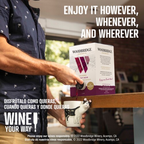 Woodbridge Pinot Noir Red Wine Box Perspective: top