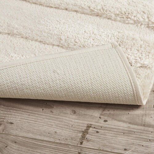 Tufted Pearl Channel Washable Bath Mat, , 17 W X 24 L, Wheat Perspective: top