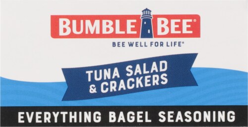 Bumble Bee® Snack on the Run Everything Bagel Seasoning Tuna Salad and Crackers Perspective: top