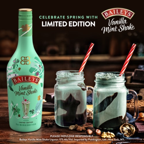 Baileys Liqueur Vanilla Mint Shake Perspective: top