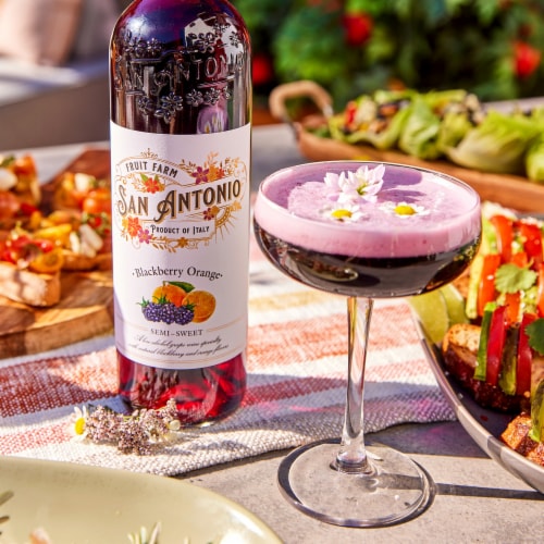 San Antonio Fruit Farm Blackberry Orange Italian Semi-Sweet Red Wine Perspective: top
