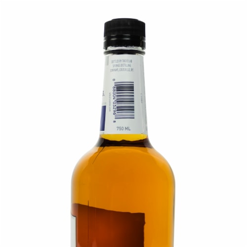 Four Freedoms™ Canadian Whisky Perspective: top