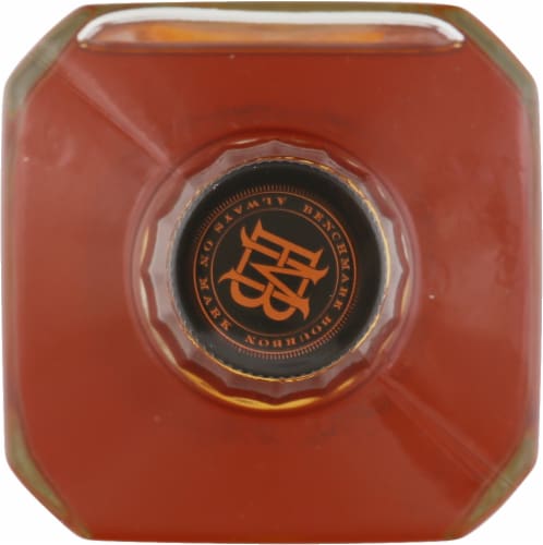 Benchmark® Small Batch Kentucky Straight Bourbon Whiskey Perspective: top