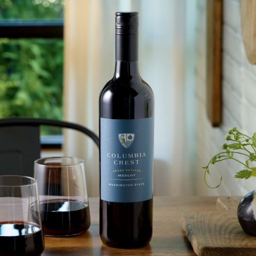 Columbia Crest Grand Estates Merlot Red Wine Perspective: top
