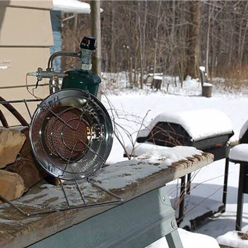 Mr. Heater MH-F242300 15,000 BTU Propane Gas Tank Top Outdoor Heater and Cooker Perspective: top