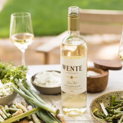 Wente Vineyards Louis Mel Sauvignon Blanc California White Wine Perspective: top