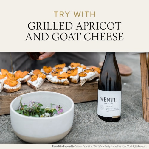 Wente Vineyards Pinot Noir California Red Wine Perspective: top