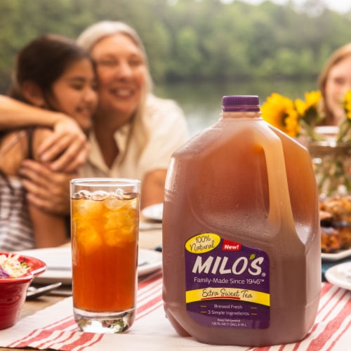 Milo's® Extra Sweet Iced Tea Carton Perspective: top
