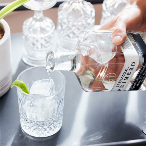 Lunazul Tequila Anejo Primero Perspective: top