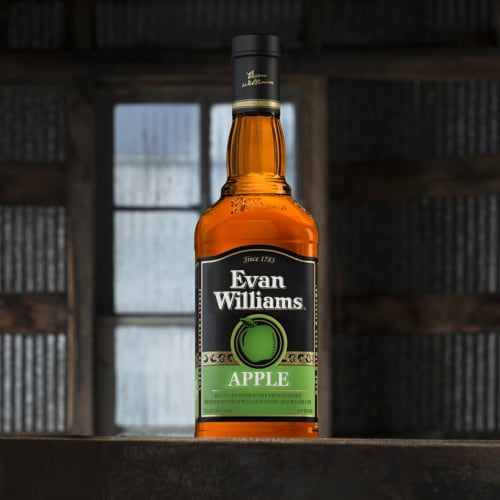 Evan Williams Apple Whiskey Liqueur Perspective: top