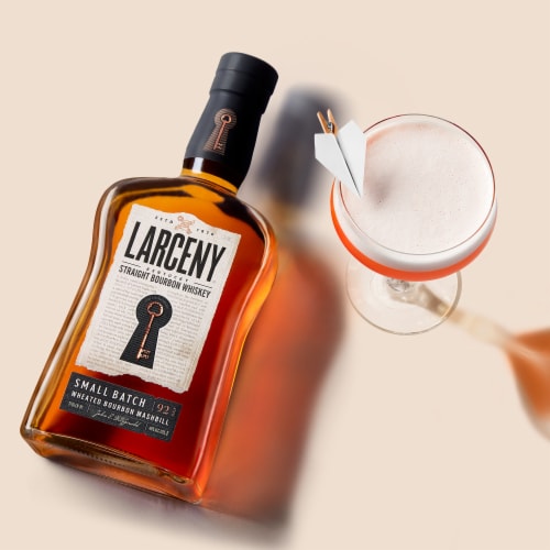 Larceny Aged 6 Years Small Batch Kentucky Straight Bourbon Whiskey Perspective: top