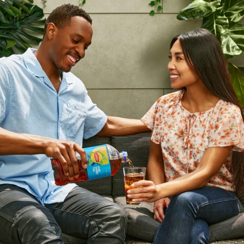 Lipton® Sweet Tea Iced Tea Multipack Bottles Perspective: top