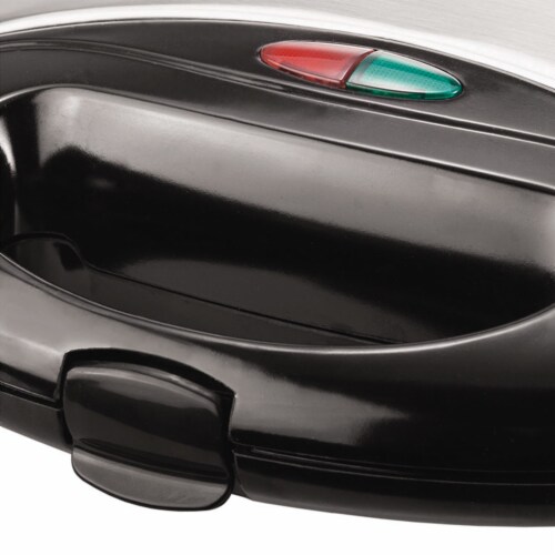 Brentwood Dual Non-Stick Waffle Maker - Black/Stainless Steel Perspective: top