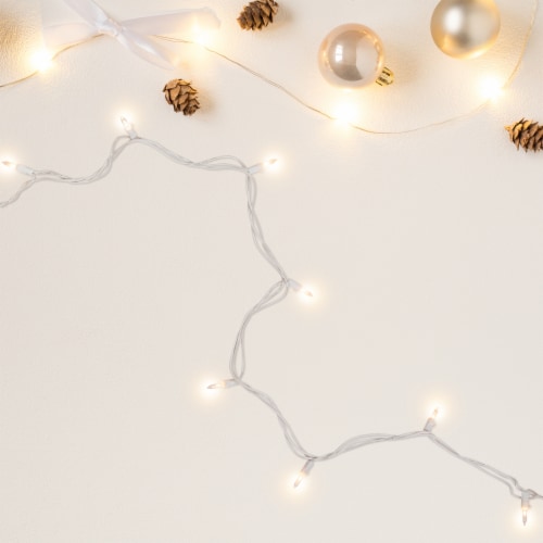 Northlight 100-Count Clear Mini Christmas Light Set, 20.25ft White Wire Perspective: top