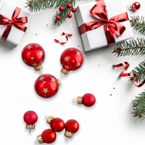 Northlight 16-Piece Set of Assorted Red Glass Christmas Ball Ornaments with Tree Topper Perspective: top