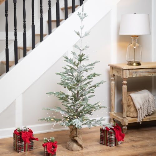 Northlight LED Lighted B/O Pom Pom Garland Christmas Lights - Warm White - 4.25' Clear Wire - Perspective: top