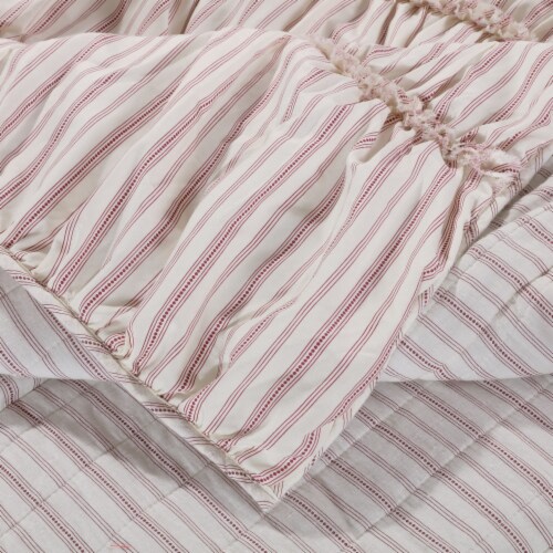 Microfiber Quilt and 1 Pillow Sham Set with Ruffled Texture, White Perspective: top