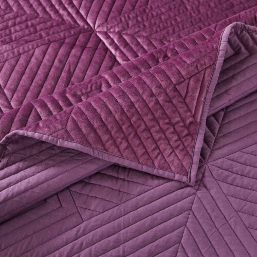 Rio 60 Inch Quilted Throw Blanket Diamond Stitching Purple Dutch Velvet Saltoro Sherpi 16x13x4 Foods Co