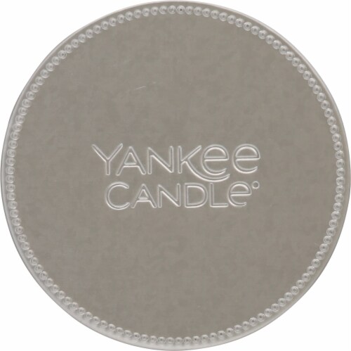 Yankee Candle® White Strawberry Bellini Medium Perfect Pillar Candle Perspective: top